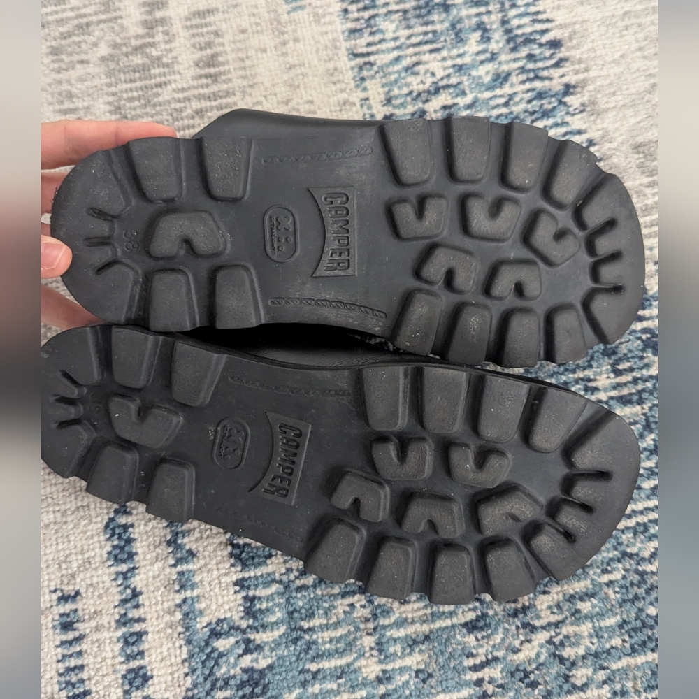Camper Black Leather Slip-On Clogs - Picture 3 of 8